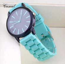 Load image into Gallery viewer, Silicone watch geneva women quartz relojes casual fashion sports watch 9 colors relojes unisex hot sale round dial wristwatch