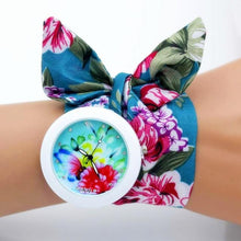Load image into Gallery viewer, shsby new unique Ladies flower cloth wristwatch fashion women dress watch high quality fabric watch sweet girls Bracelet watch