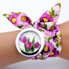 Load image into Gallery viewer, shsby new unique Ladies flower cloth wristwatch fashion women dress watch high quality fabric watch sweet girls Bracelet watch