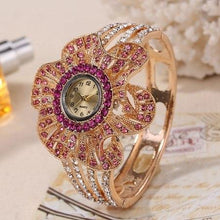 Load image into Gallery viewer, Gold Color Wrist Watch Women Flower Shape Jewelry Bracelet Watches Crystal Ladies Quartz Clock relogio feminino bayan kol saati